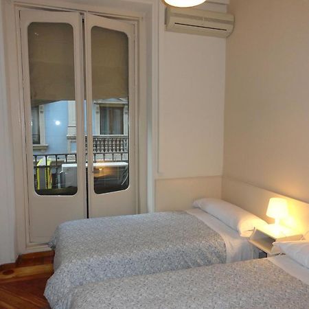 Hostal Alistana Madrid Room photo